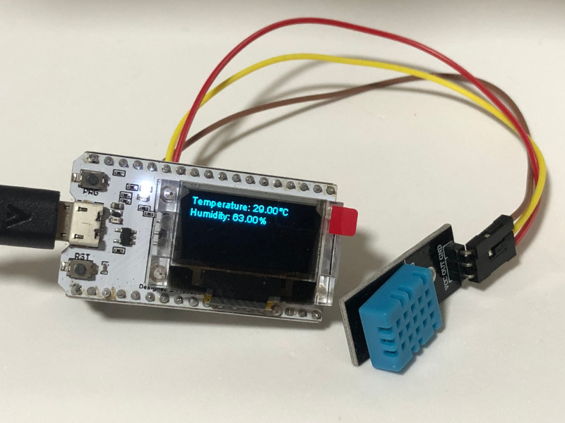 DHT11 connected to Heltec WiFi 32 Kit with readings on OLED display