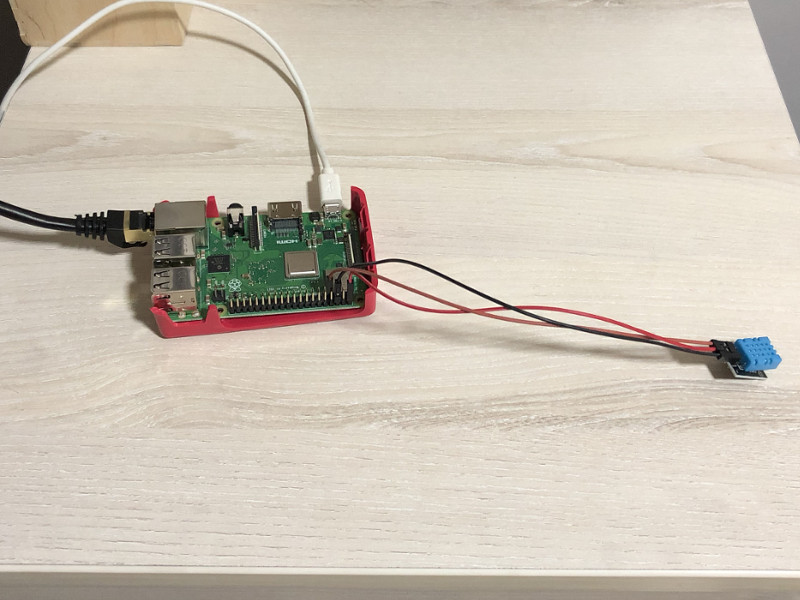 Raspberry Pi Model 3 B+ connected to DHT11 sensor