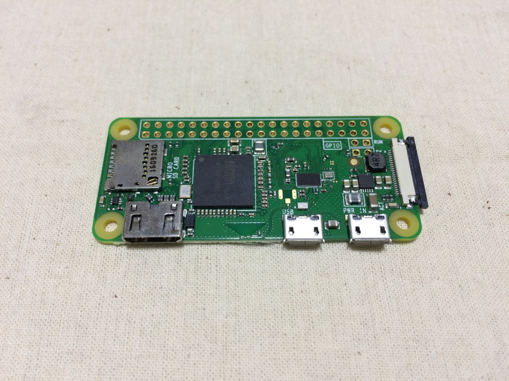 Raspberry Pi Zero W board with camera csi connector clip loosened